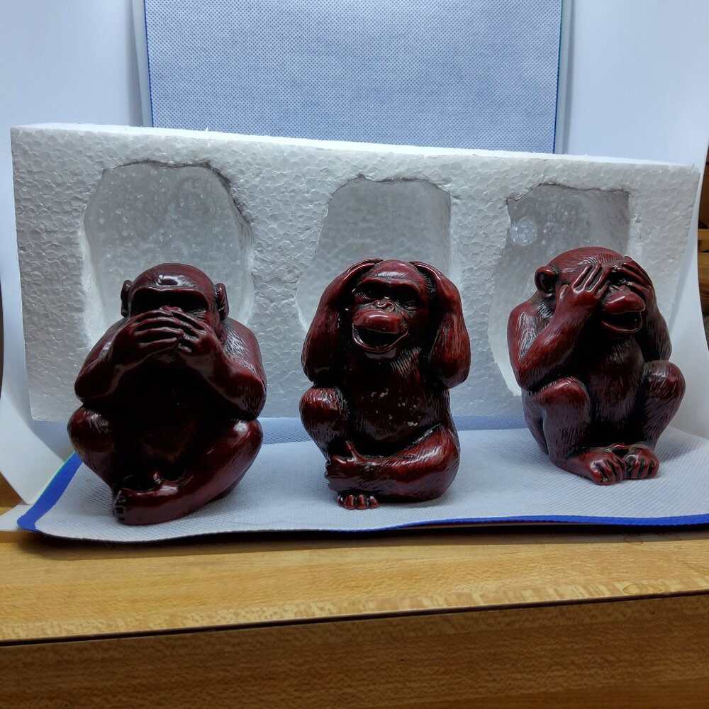 Vintage See No Evil Hear No Evil Speak No Evil Set Of 3 Resin Monkeys Figurines